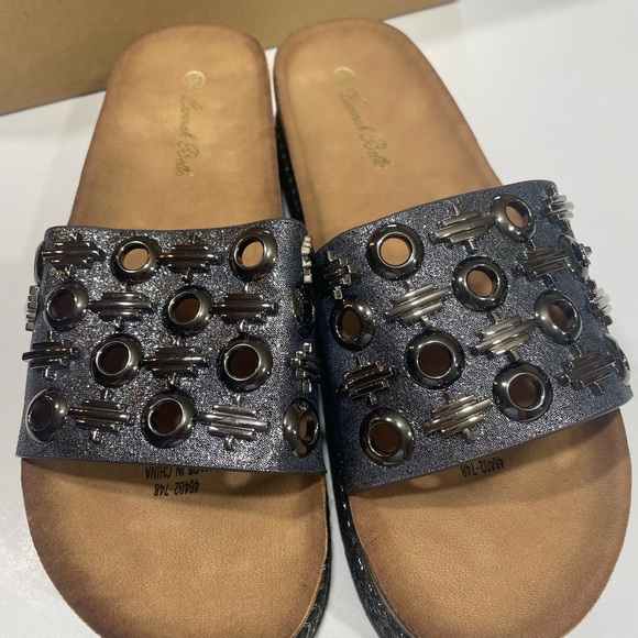 Lunnah Bella NWT sandals - Picture 6 of 11